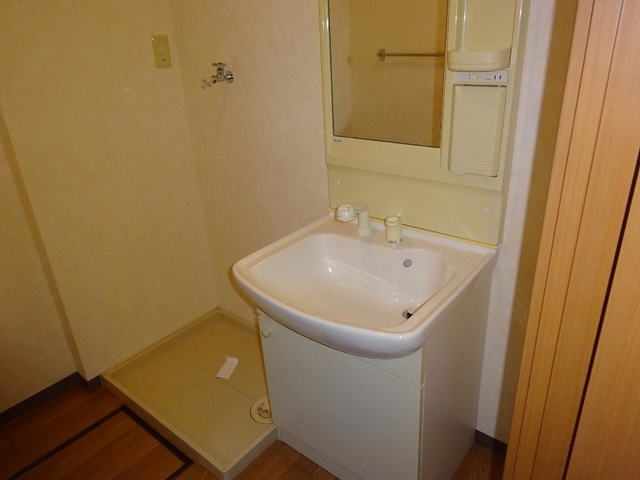 洗面設備　洗髪洗面化粧台