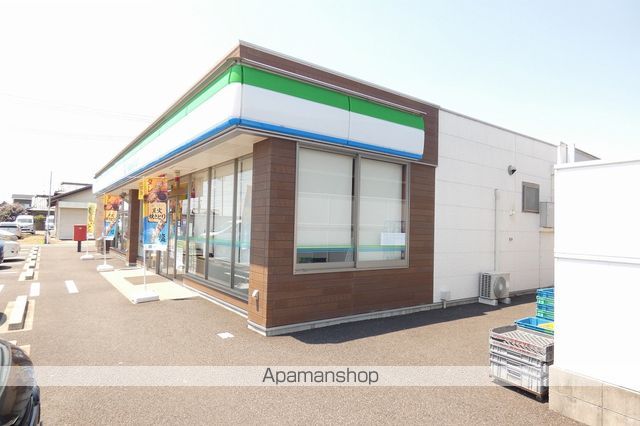 コンビニ　ファミリーマート江南寄木店（コンビニ）まで548m