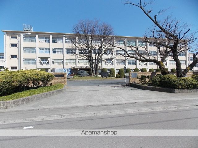 高校・高専　愛知県立尾北高校（高校・高専）まで758m