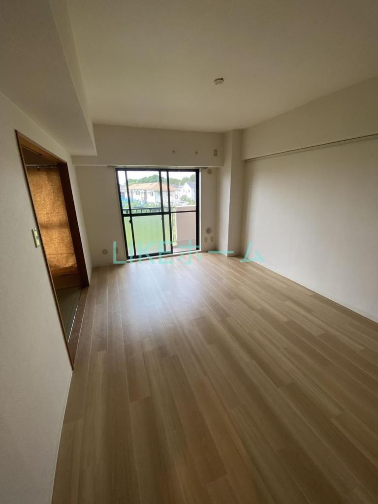 居室・リビング　バルコニー