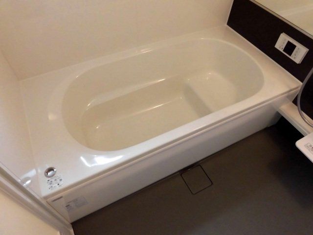 バス・シャワールーム　一坪風呂です。（追焚き付き）