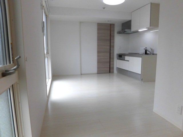 居室・リビング　日当たりの良い物件です。