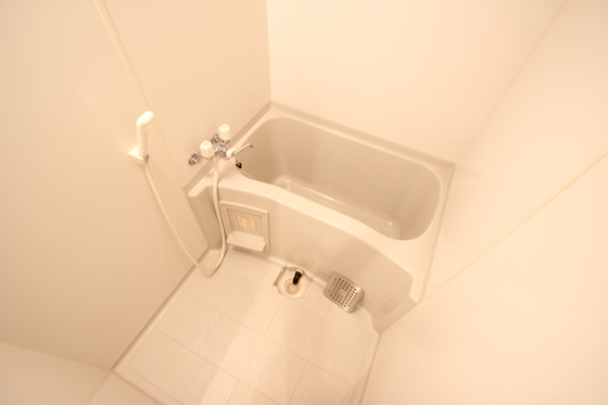 バス・シャワールーム　＊別号室の写真です