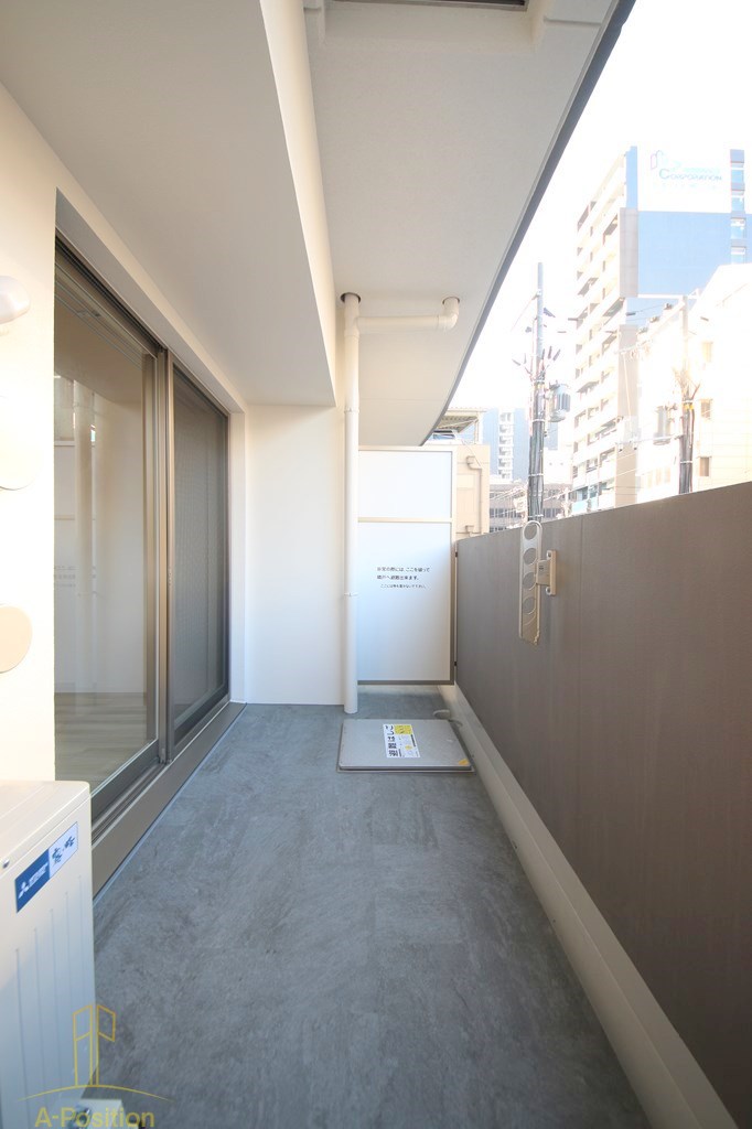 バルコニー　セレニテ本町東リアン