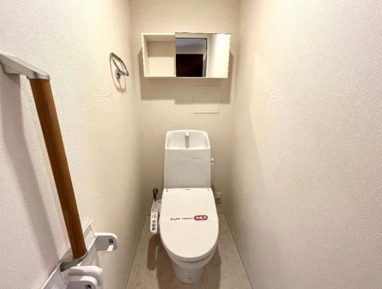 トイレ　※建築中のため参考写真