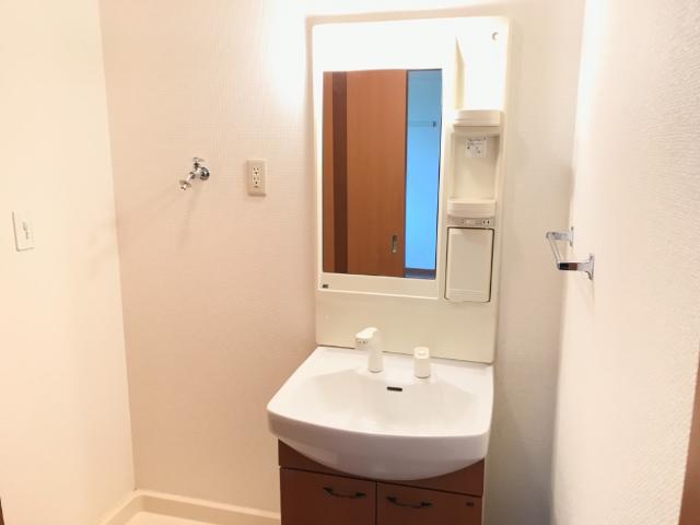 洗面設備　洗髪洗面化粧台