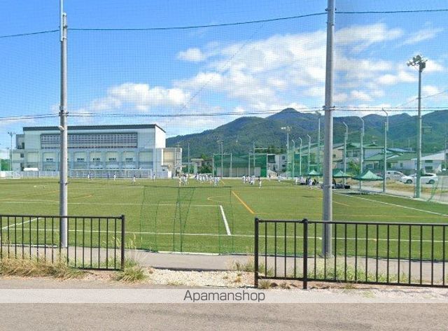 公園　東根市中央運動公園（公園）まで998m