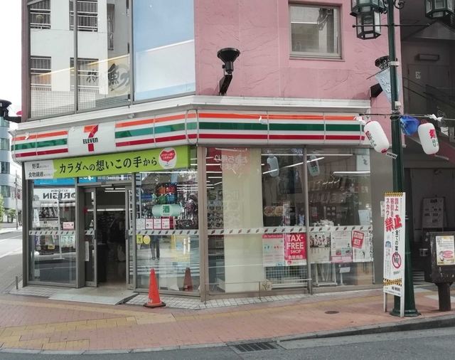 コンビニ　セブンイレブン立川南駅前店（コンビニ）まで158m