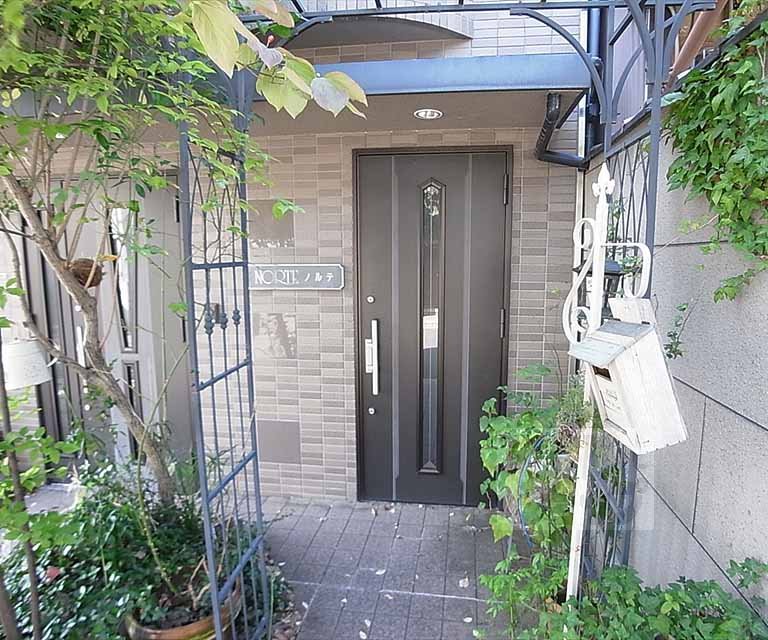 エントランス　建物入り口