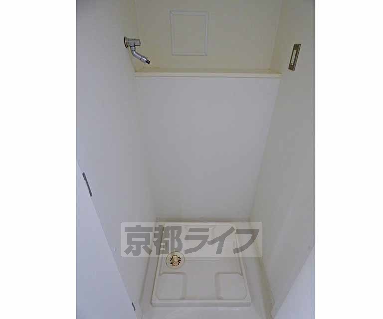 その他設備　室内洗濯機置きです。