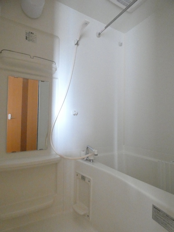 バス・シャワールーム　図面と現状に相違がある場合には現状を優先