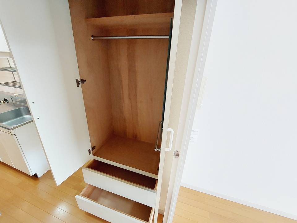 収納　クローゼット