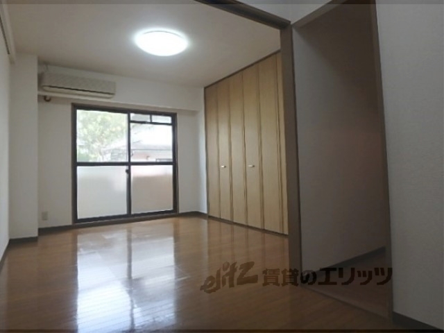 居室・リビング　洋室