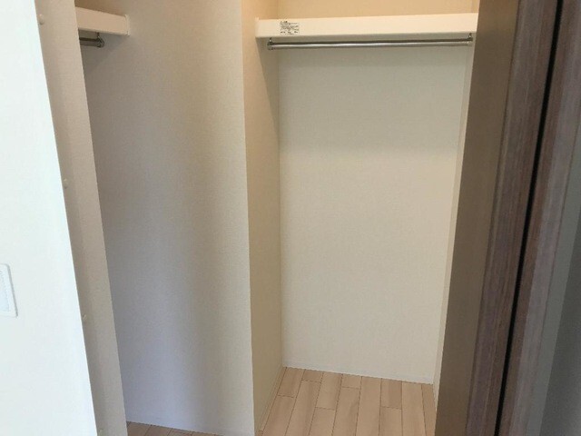 収納　同型写真