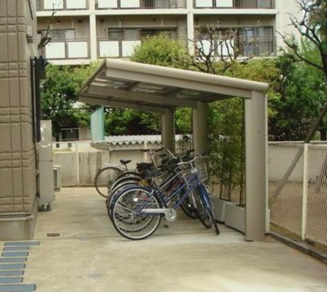 その他共有部分　駐輪場完備