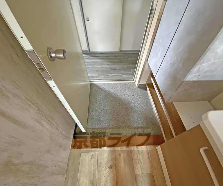 玄関　玄関です。