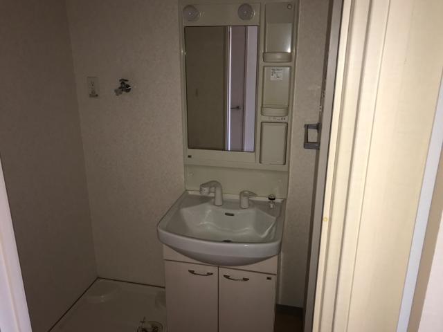 洗面設備　洗髪洗面化粧台