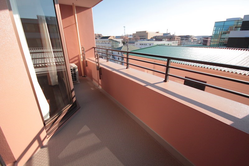 バルコニー　バッチり明るいバルコニー！