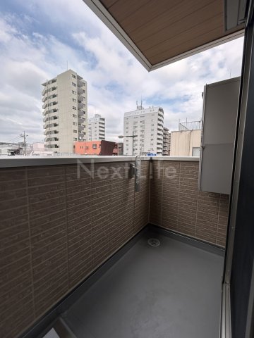 バルコニー　ディールーム八幡町