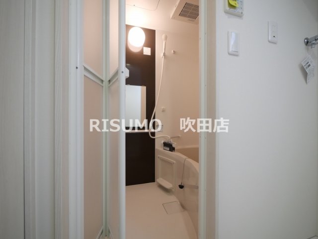 バス・シャワールーム　詳細は、RISUMO江坂本店までお問合せください♪