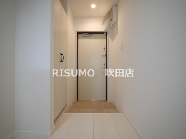 玄関　詳細は、RISUMO江坂本店までお問合せください♪