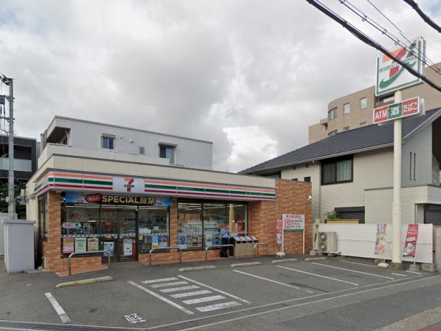 コンビニ　セブン－イレブン池田駅南店（コンビニ）まで454m