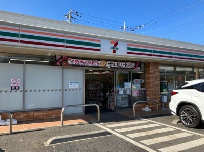 コンビニ　セブンイレブン横浜東俣野町店（コンビニ）まで400m