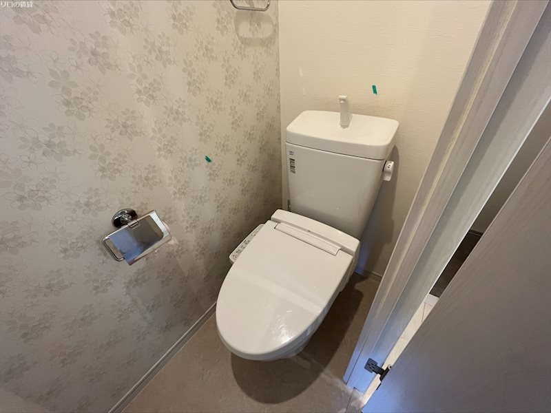 トイレ　別号室イメージ