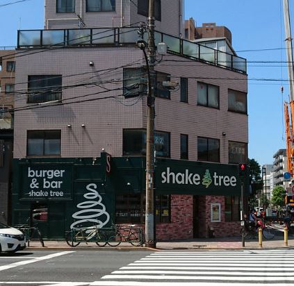 飲食店　SHAKE TREE（飲食店）まで462m