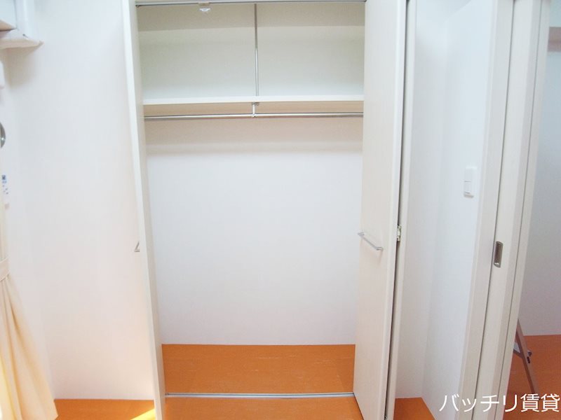 収納　※同マンション別部屋写真のため、現状優先。