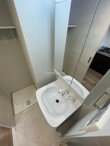 洗面設備　脱衣スペースもあります