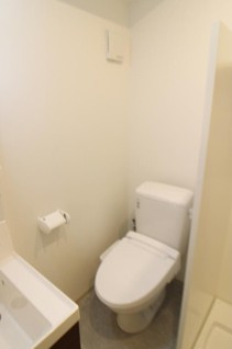 トイレ　ゆったりとした空間のトイレです