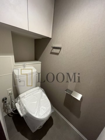 トイレ　コンフォリア・リヴ本町WESTQ　トイレ