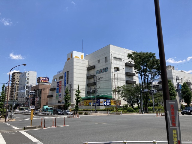 スーパー　ダイエー西台店（スーパー）まで557m