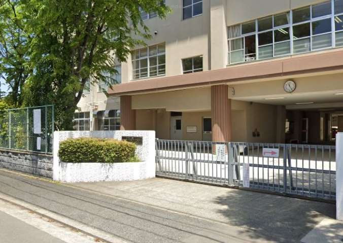 小学校　東箱崎小学校（小学校）まで1337m
