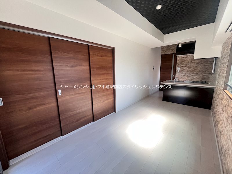 居室・リビング　現状と異なる場合は現状を優先とする。