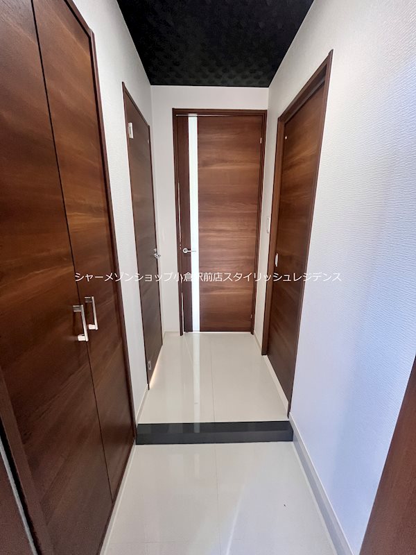 玄関　現状と異なる場合は現状を優先とする。