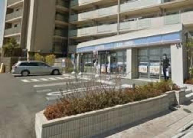 コンビニ　ローソン日野本町六丁目店（コンビニ）まで879m