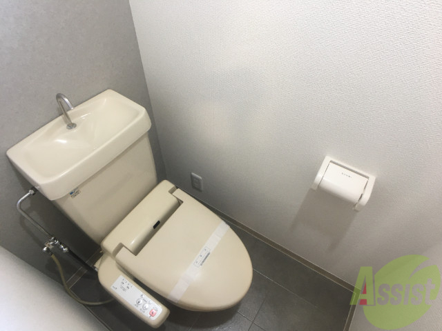 トイレ　トイレもウォシュレット付きトイレなのでいいですよね。