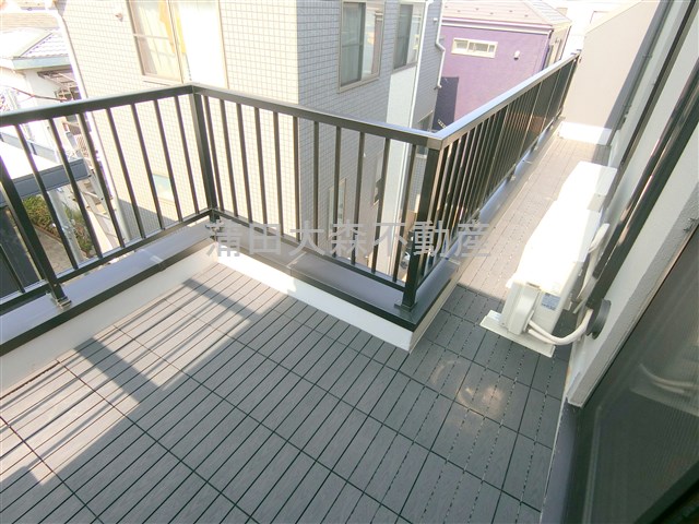 バルコニー　バルコニー