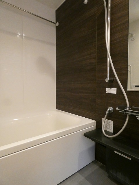 バス・シャワールーム　バス※別部屋参考写真