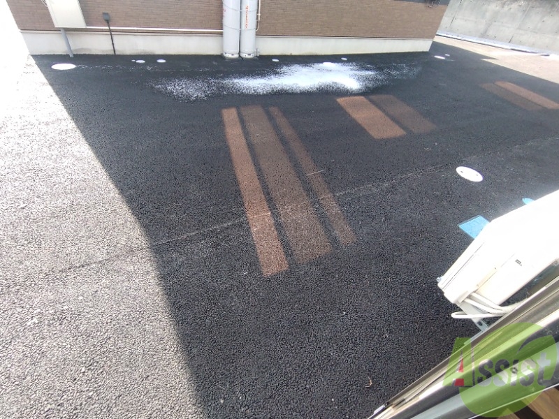 バルコニー　窓からは大きな空が良く見える気持ちのいい景色が見えます。