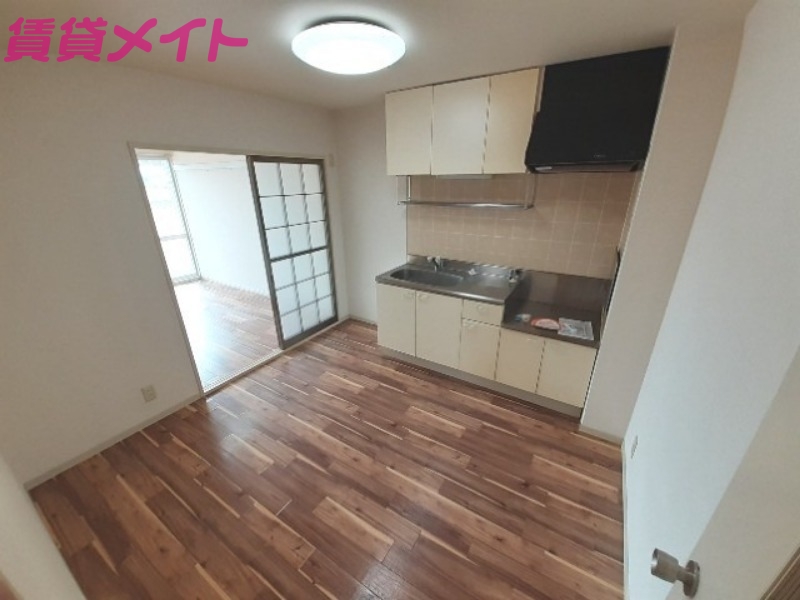 キッチン　同型参考写真