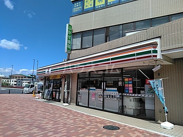 コンビニ　セブンイレブン 立川武蔵砂川駅前店（コンビニ）まで317m