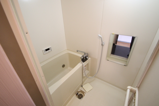 バス・シャワールーム　※他号室の写真です