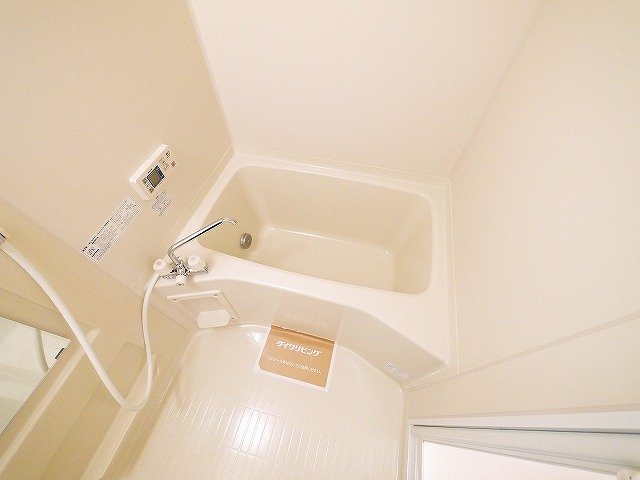 バス・シャワールーム　日々の疲れを癒すお風呂付です