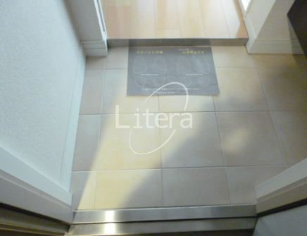 玄関　参考写真