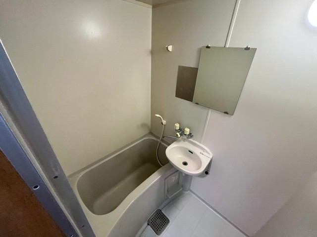 バス・シャワールーム　浴室