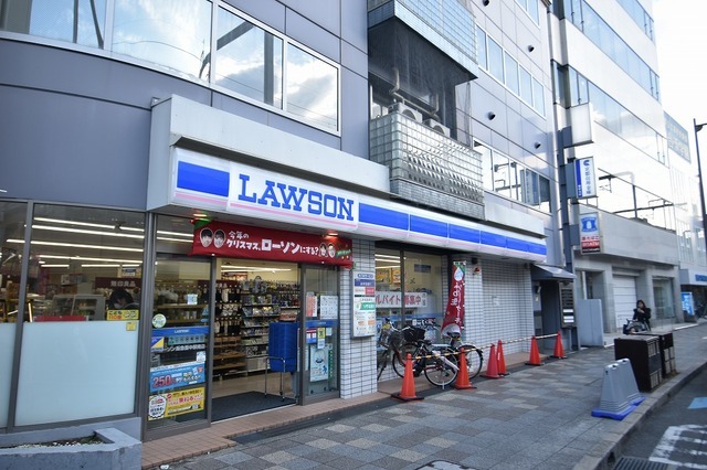 コンビニ　ローソン　阪急豊中駅南店（コンビニ）まで549m