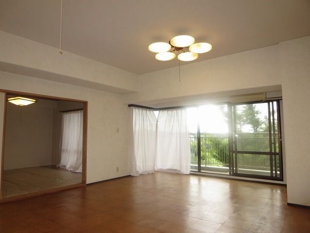 居室・リビング　★お問い合わせは、地域密着のタウンハウジングまで★